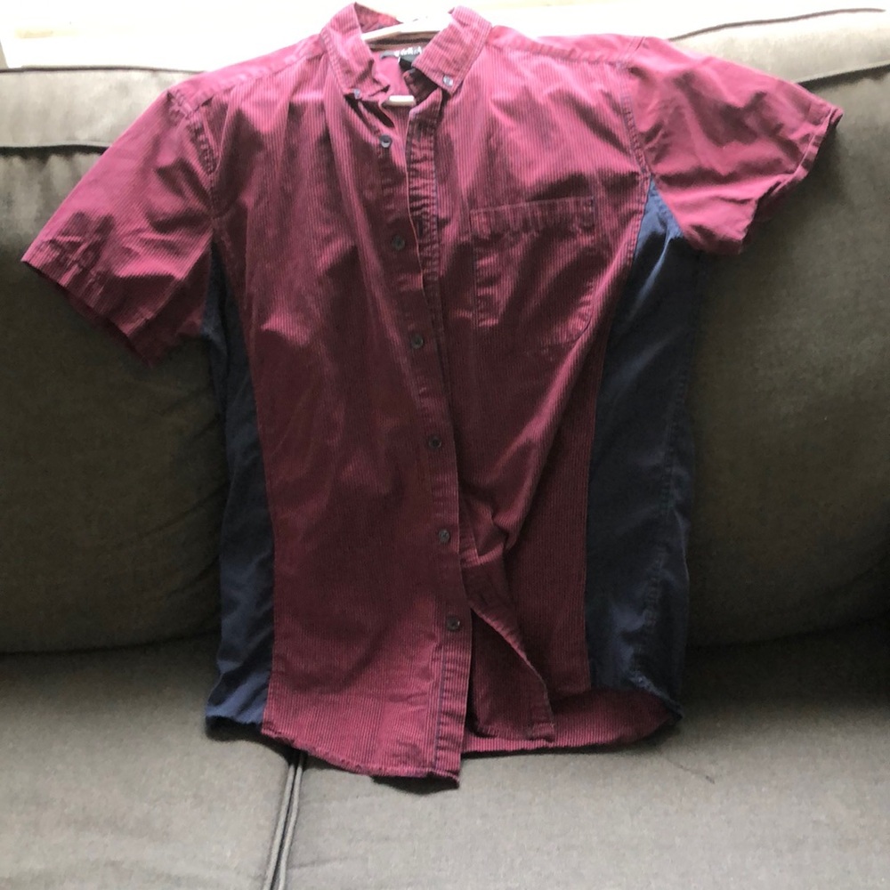 21 Men Small Navy Red Stripe Short Sleeve Button Down Shirt